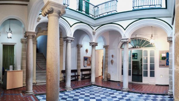 Visita Teatralizada al Palacio de la Marquesa de la Candia